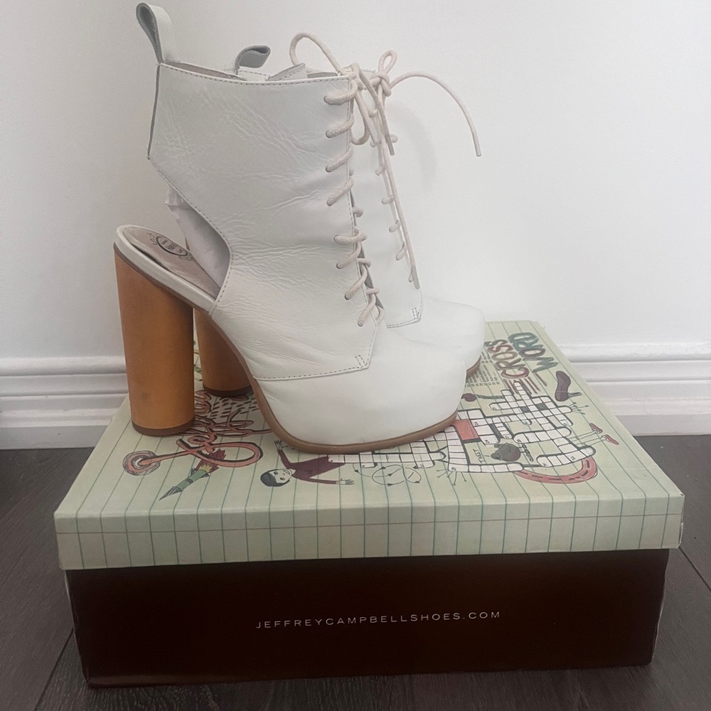 Jeffrey Campbell booties in size 6.